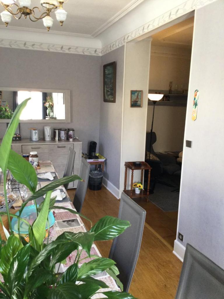 Apartamento Couleur Framboise Longwy Exterior foto